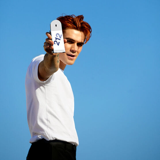 212 Heroes Carolina Herrera - Perfume Masculino - Edt - 50Ml 212-heroes-carolina-herrera-perfume-masculino-edt-50ml