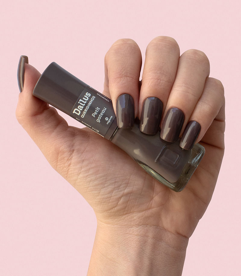 esmalte-dailus-licor-petit-gateau